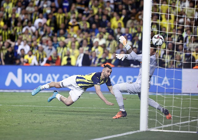 攻引领球队 攻引领球队